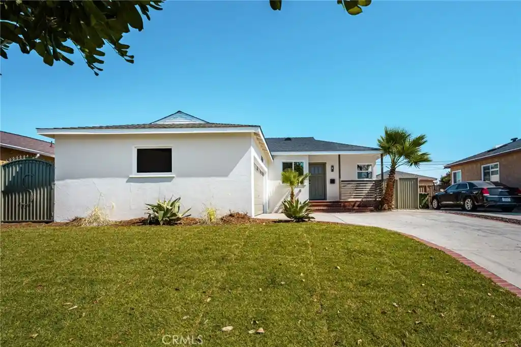Single family home for sale at 626 S Caswell Ave, Compton, CA 90220 | MLS# WS26219505