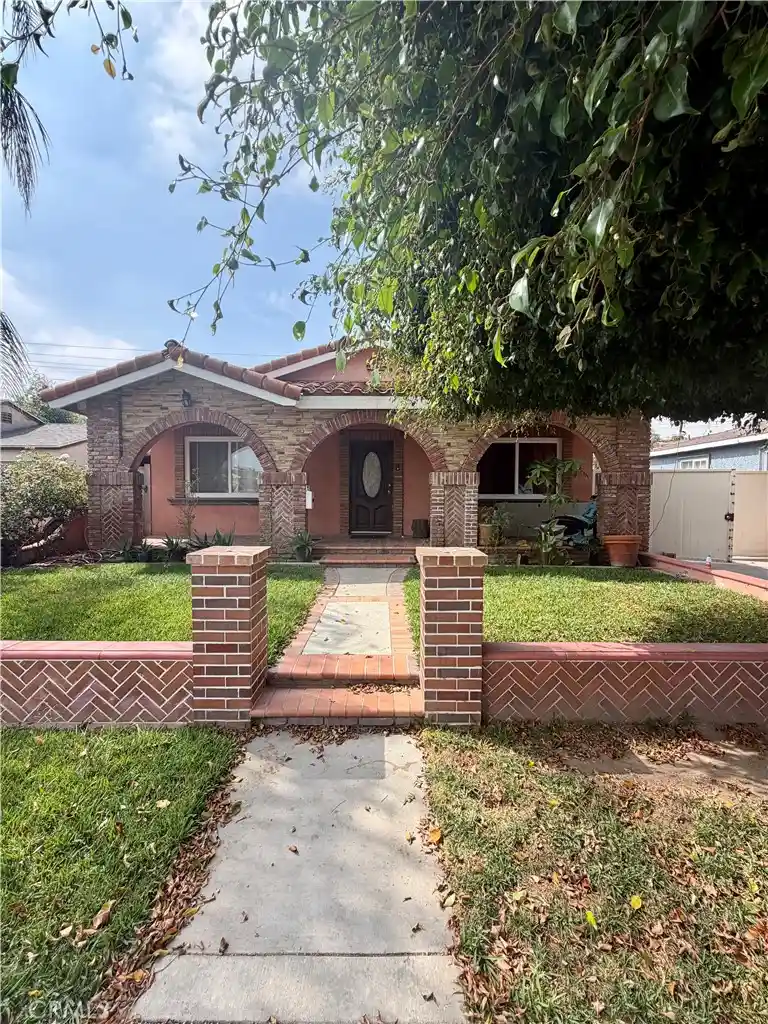 Photo 1 of Sale Pending at 7362 Lionel, Paramount, CA 90723 | MLS# CV26219836 | Listing updated on 2026-10-22