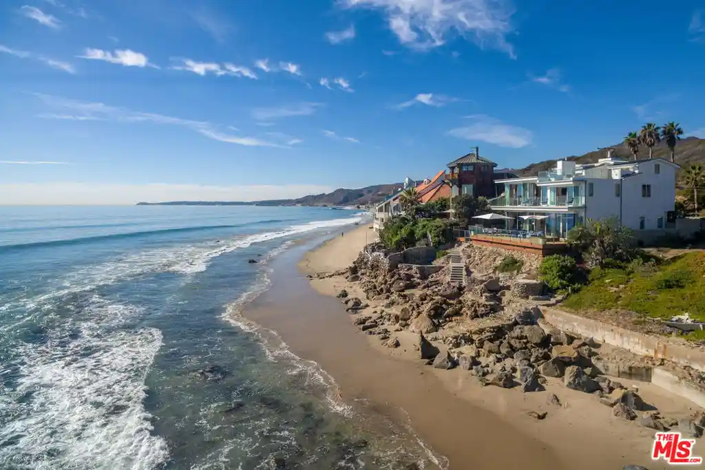 Photo 1 of Single family home for sale at 24380 Malibu Rd, Malibu, CA 90265 | MLS# 26997527 | Listing updated on 2026-10-24