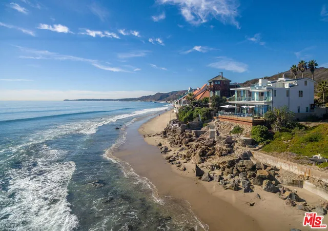 Photo 1 of Single family home for sale at 24380 Malibu Rd, Malibu, CA 90265 | MLS# 26997527 | Listing updated on 2026-10-30