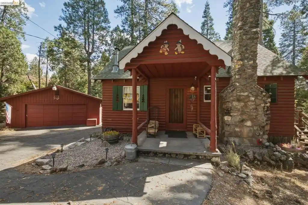 Single family home for sale at 24381 Sierra Park Rd, Mi Wuk Village, CA 95346 | MLS# 41150796