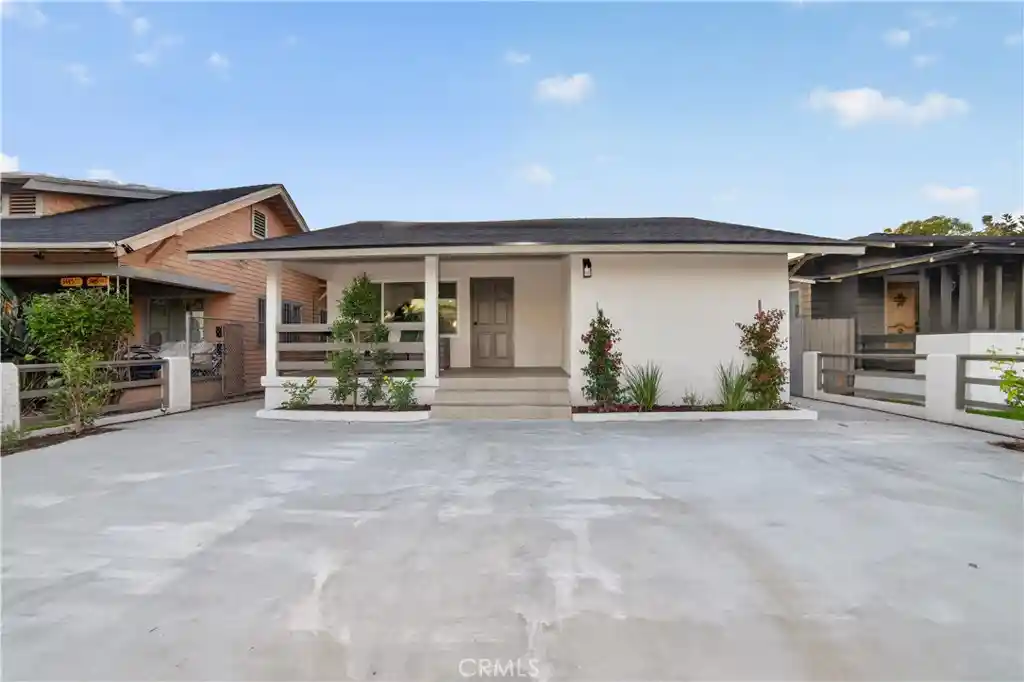 Single family home for sale at 3439 6th, Los Angeles, CA 90018 | MLS# CV26218844