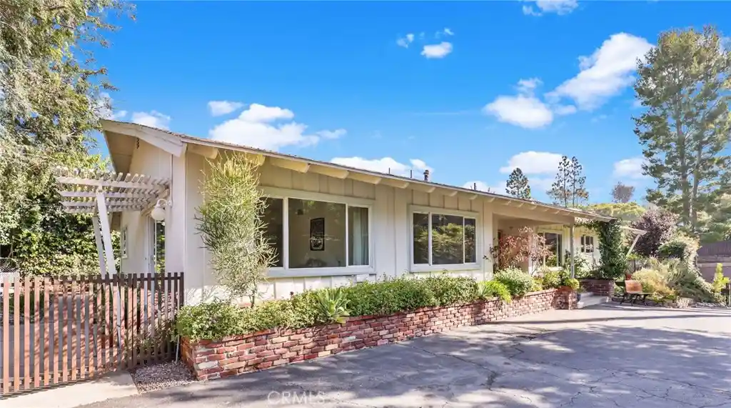 Photo 1 of Single family home for sale at 1425 Longview, Fullerton, CA 92831 | MLS# PW26211065 | Listing updated on 2026-10-15