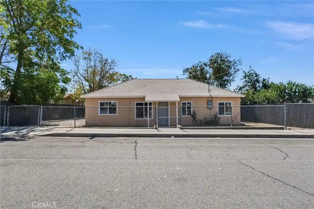 Single family home for sale at 26581 14th Street, Highland, CA 92346 | MLS# AR26219603