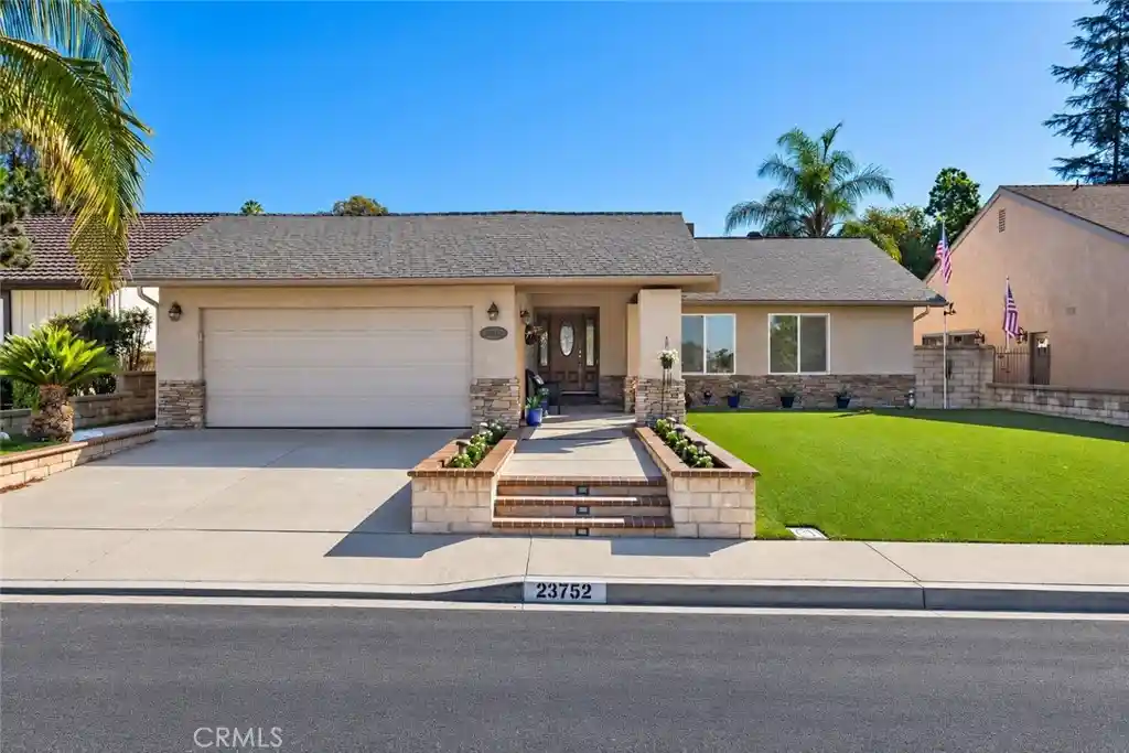 Photo 1 of Single family home for sale at 23752 Via Navarra, Mission Viejo, CA 92691 | MLS# OC26219180 | Listing updated on 2026-10-25