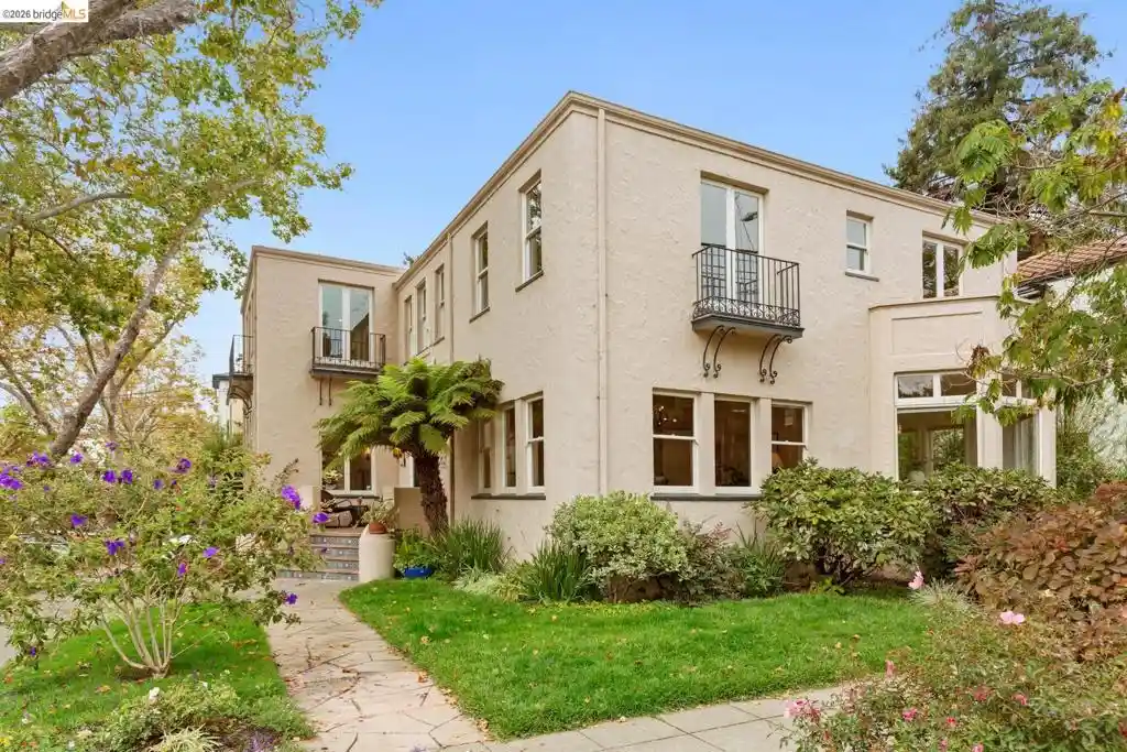 Single family home for sale at 2747 Forest Ave, Berkeley, CA 94705 | MLS# 41150821