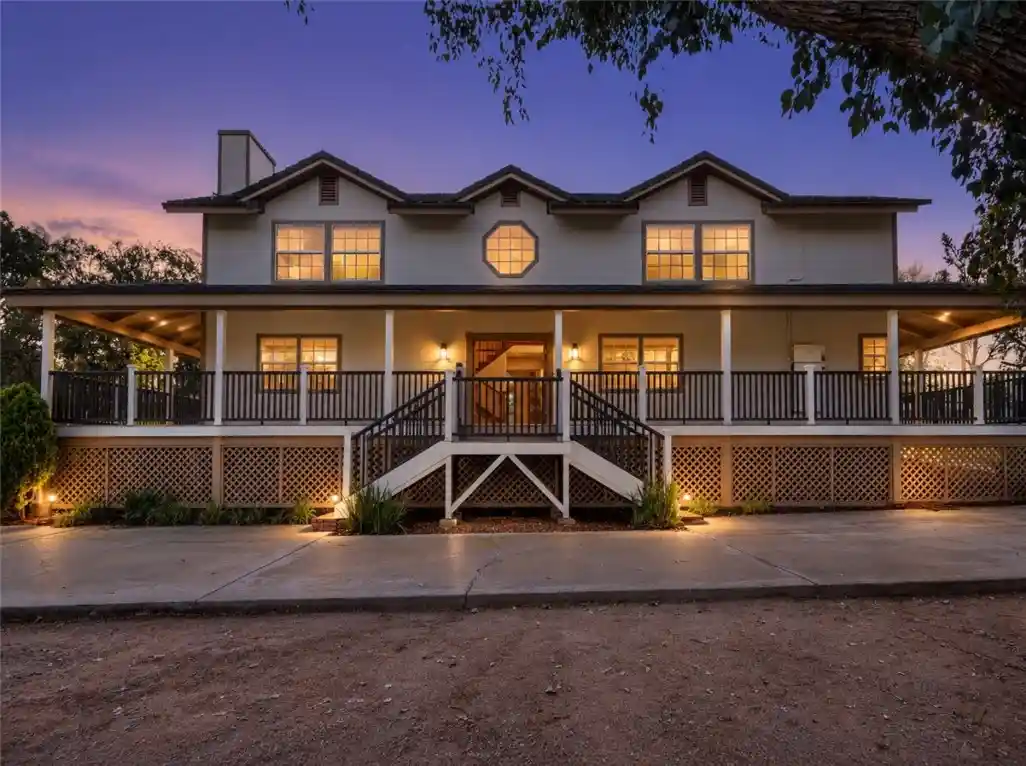 Single family home for sale at 41900 Green Tree, Temecula, CA 92592 | MLS# SW26206031