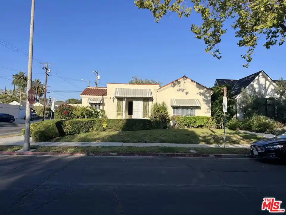 Photo 1 of Single family home for sale at 758 N Mansfield Ave, Los Angeles, CA 90038 | MLS# 26999111 | Listing updated on 2026-10-22