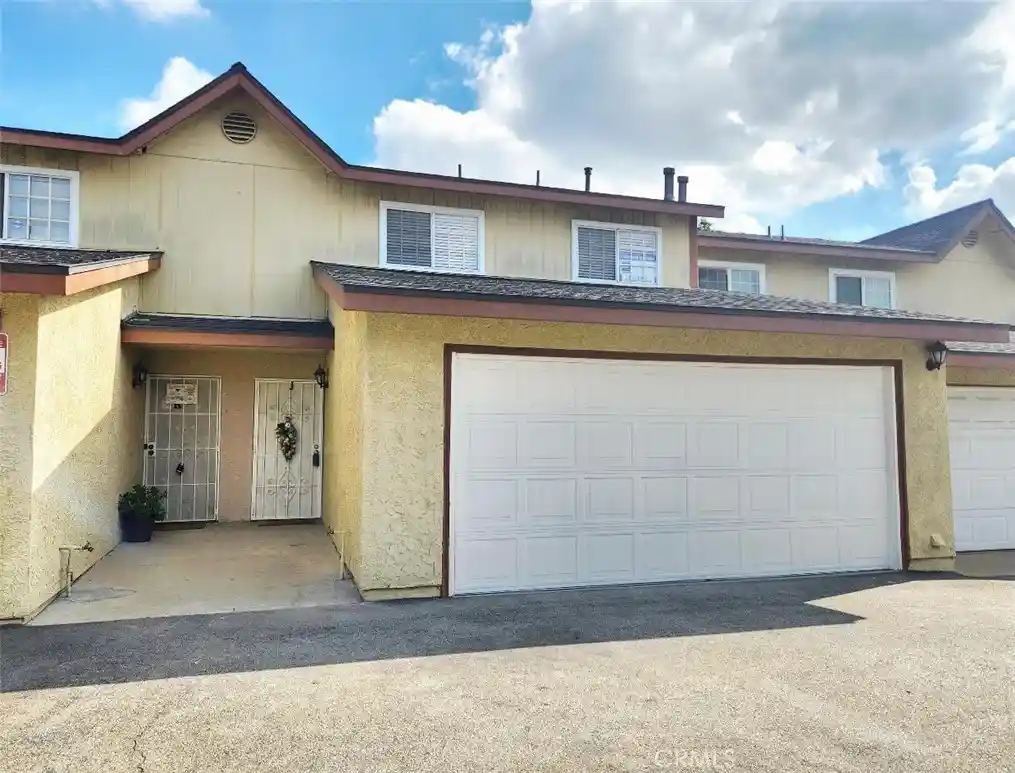 Townhouse for sale at 1573 S J Reservoir, Pomona, CA 91766 | MLS# TR26219953