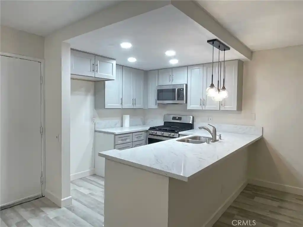 Condo for sale at 6825 Alabama Ave #317, Canoga Park, CA 91303 | MLS# OC26219792
