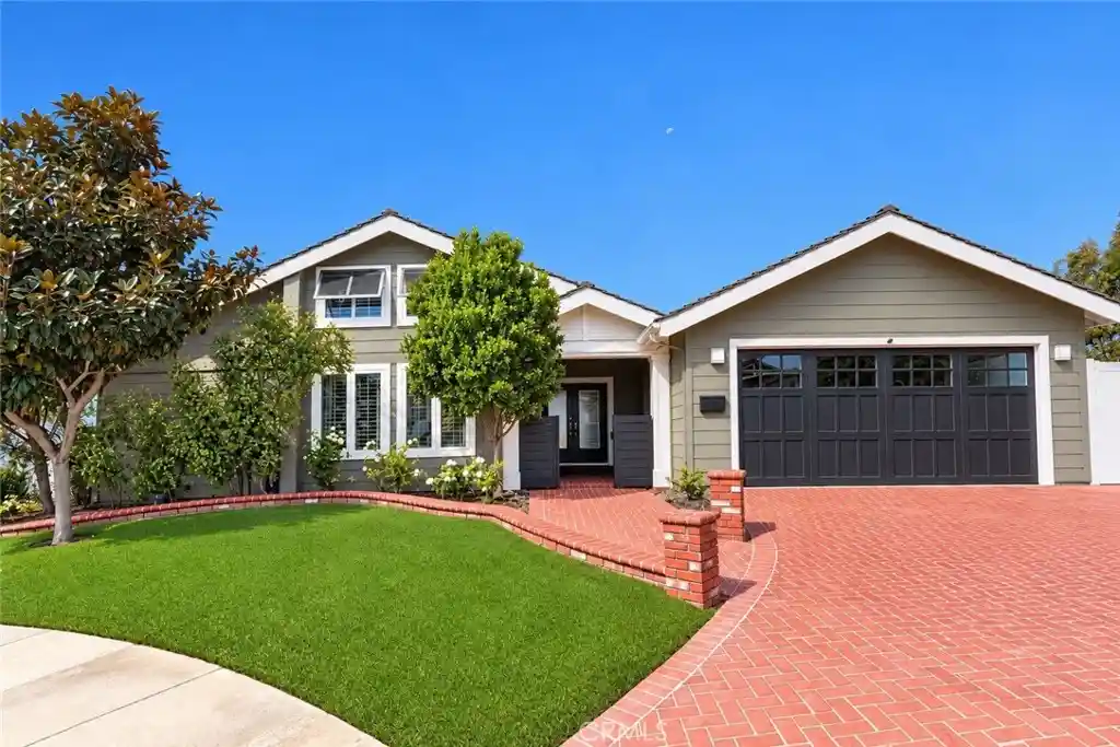Single family home for sale at 23811 Dasya Cir, Dana Point, CA 92629 | MLS# LG26218784