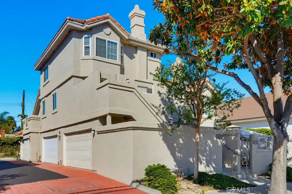 Photo 1 of Condo for sale at 3259 W Ball, Anaheim, CA 92804 | MLS# PW26220092 | Listing updated on 2026-10-10