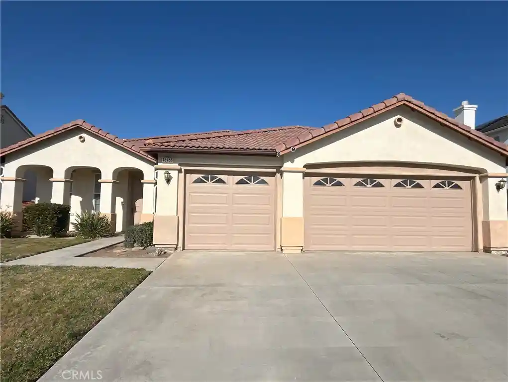 Photo 1 of Single family home for sale at 12758 Royal Palm Ln, Riverside, CA 92503 | MLS# CV26218969 | Listing updated on 2026-10-30