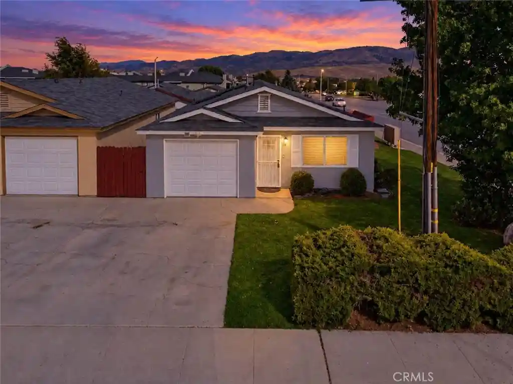 Photo 1 of Sale Pending at 1101 Cherry Ln, Tehachapi, CA 93561 | MLS# SR26220286 | Listing updated on 2026-10-26