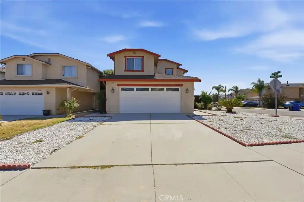Single family home for sale at 10182 Willamette St, Ventura, CA 93004 | MLS# SR26219944
