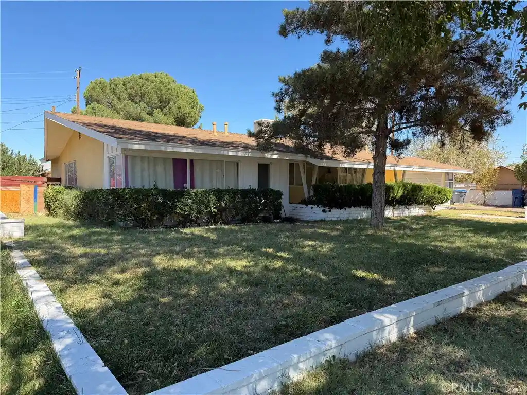 Photo 1 of Single family home for sale at 1305 Ave J3 E, Lancaster, CA 93535 | MLS# SR26220368 | Listing updated on 2026-10-25