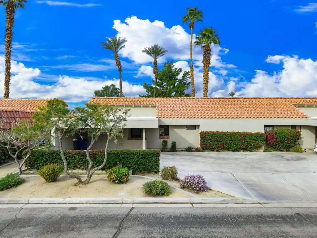 Photo 1 of Condo for sale at 40523 Preston Trl, Palm Desert, CA 92211 | MLS# 219154125DA | Listing updated on 2026-10-18