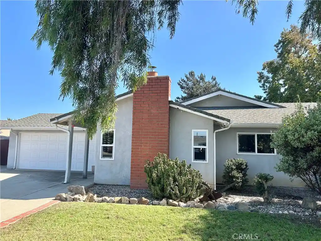 Photo 1 of Single family home for sale at 1208 Clinton Ct, Santa Maria, CA 93454 | MLS# PI26211413 | Listing updated on 2026-10-11