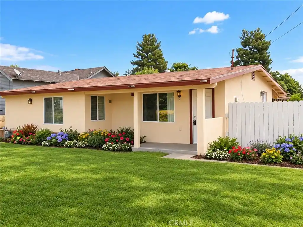 Photo 1 of Single family home for sale at 10878 Crowther Ln, Cherry Valley, CA 92223 | MLS# TR26218951 | Listing updated on 2026-10-26
