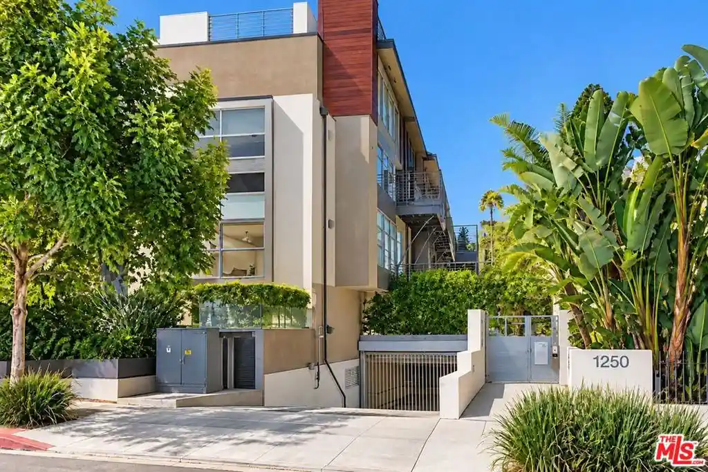 Listing Photo 1 - Condo for sale in 1250 N Harper Ave located at 1250 N Harper Ave, West Hollywood, CA 90046 - Unit #302