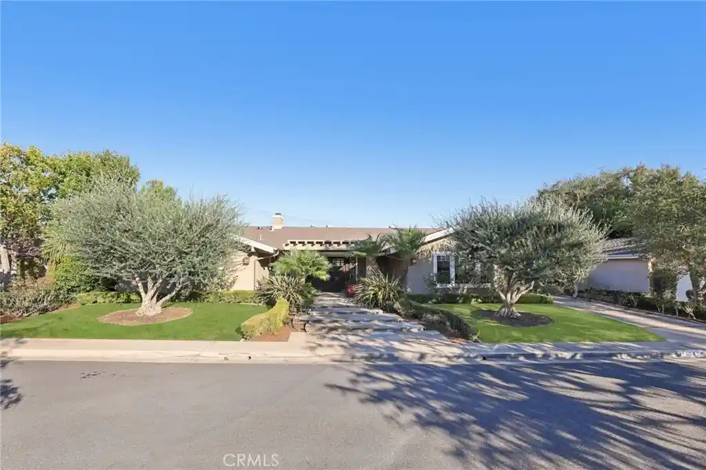 Single family home for sale at 14242 Acacia, Tustin, CA 92780 | MLS# OC26218107