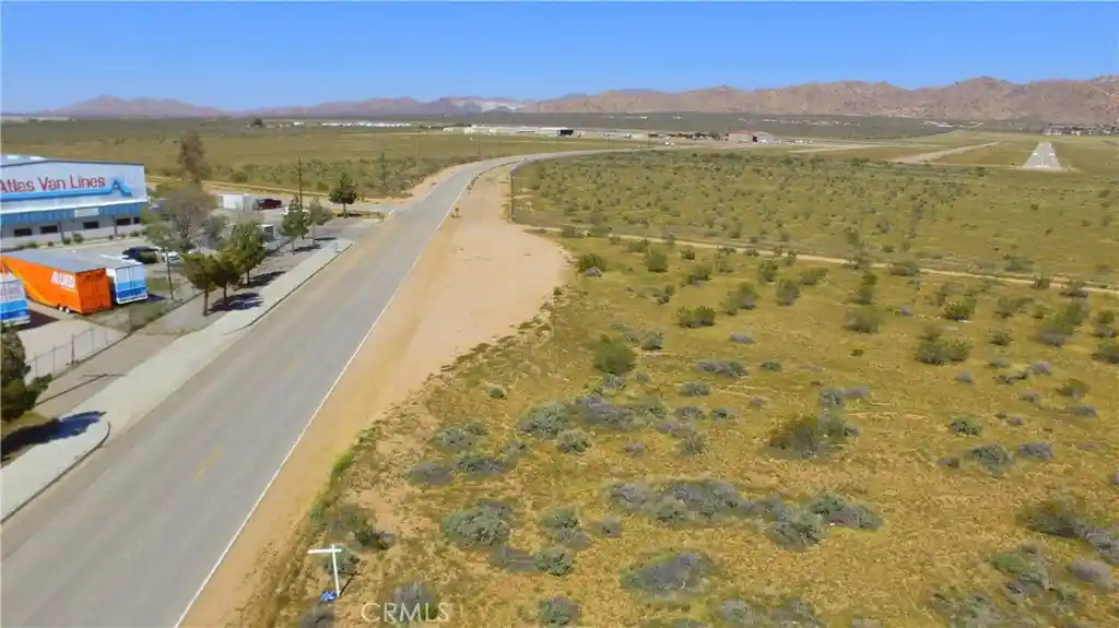 Photo 1 of Land for sale at 46338151 Corwin Rd, Apple Valley, CA 92307 | MLS# HD26220817 | Listing updated on 2026-10-11