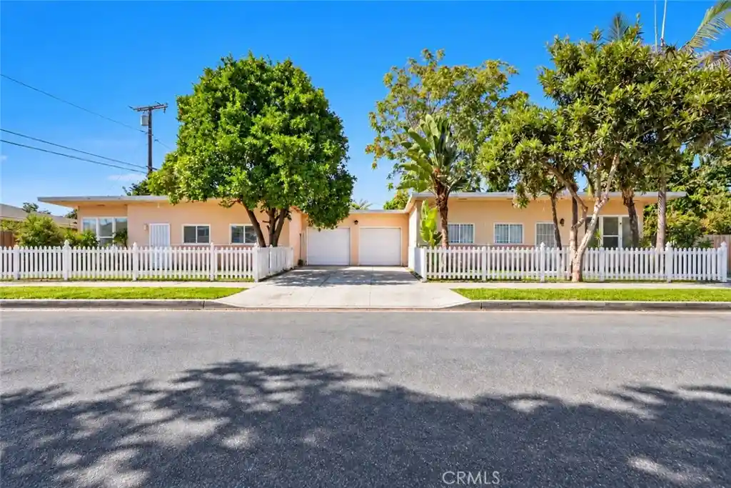 Multi family home for sale at 14505 San Jose Ave, Paramount, CA 90723 | MLS# DW26220952