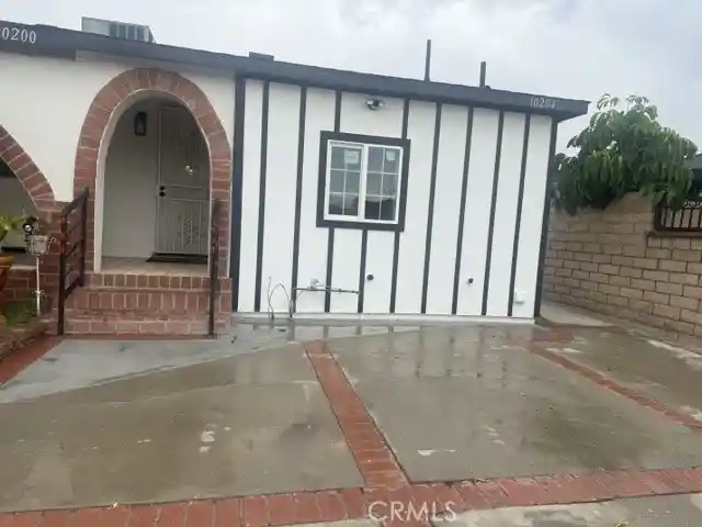 Photo 1 of Multi family home for sale at 10200 N 10204 Rincon Ave, Pacoima, CA 91331 | MLS# SR26221063 | Listing updated on 2026-10-18