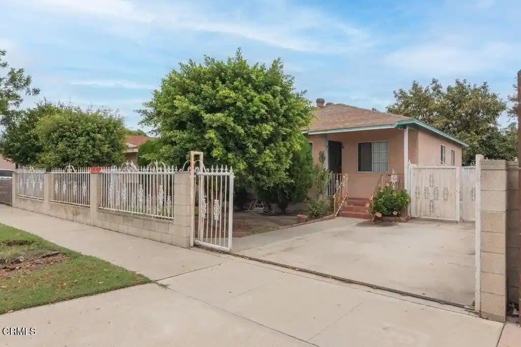 Photo 1 of Single family home for sale at 10942 Cedar St, Stanton, CA 90680 | MLS# V1-39225 | Listing updated on 2026-10-28