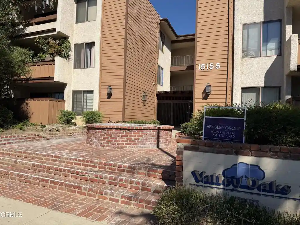 Condo for sale at 15155 Sherman Way #29, Van Nuys, CA 91405 | MLS# P1-29202