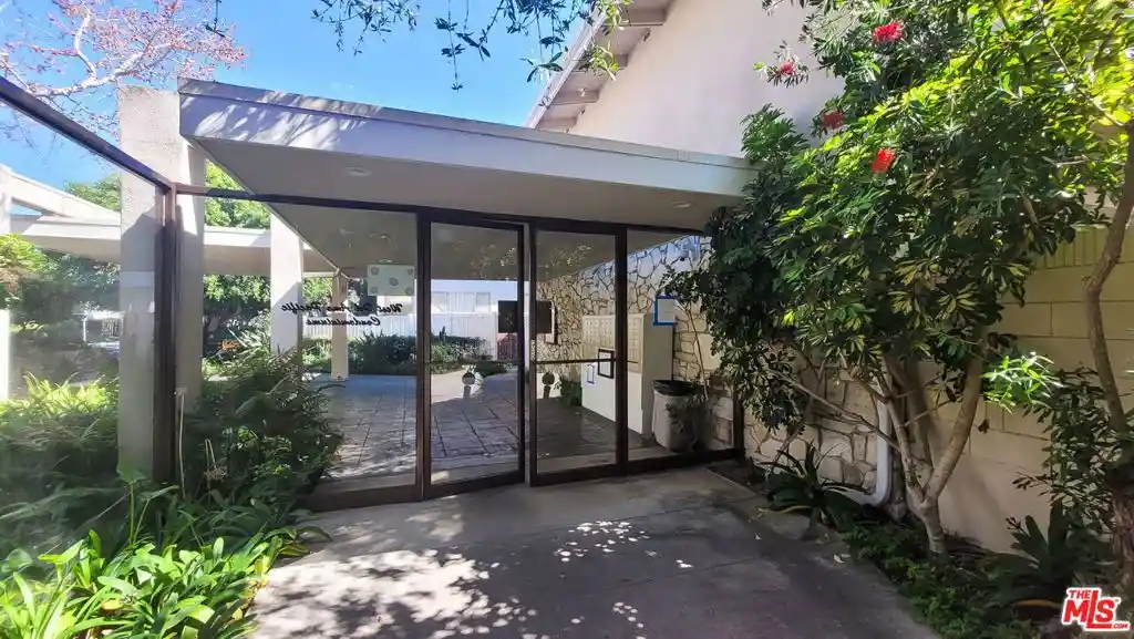 Condo for sale at 3220 Merrill Dr #18, Torrance, CA 90503 | MLS# 26999661