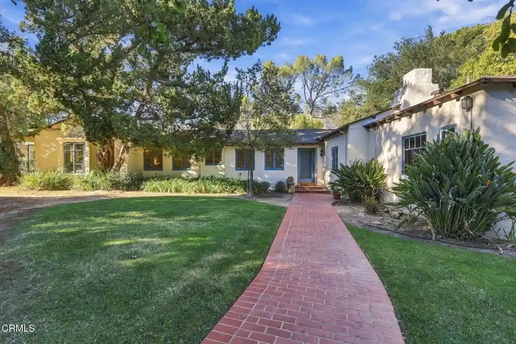 Single family home for sale at 610 W Eucalyptus St, Ojai, CA 93023 | MLS# V1-39233
