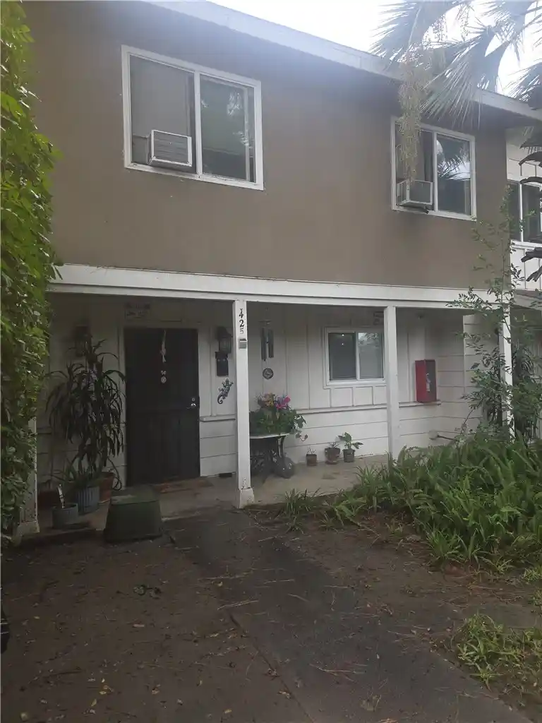 Townhouse for sale at 425 N Rockvale, Azusa, CA 91702 | MLS# DW26221536