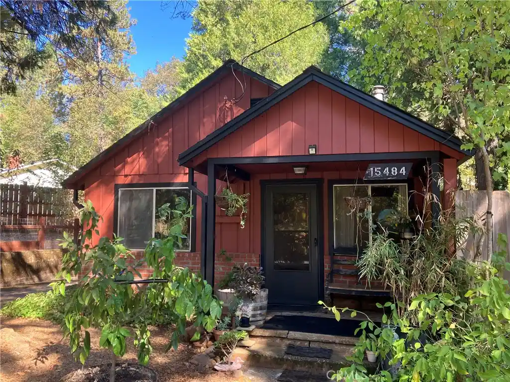 Single family home for sale at 15484 Nopel, Forest Ranch, CA 95942 | MLS# SN26221587