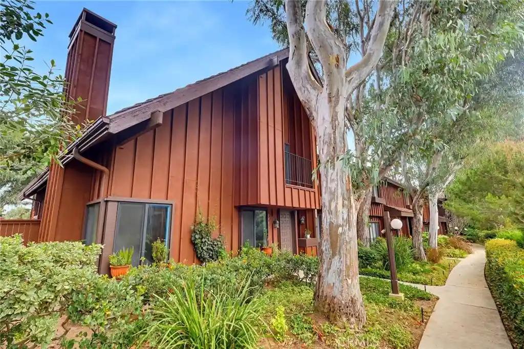 Photo 1 of Townhouse for sale at 1713 Westmont, San Pedro, CA 90732 | MLS# SB26221580 | Listing updated on 2026-10-18