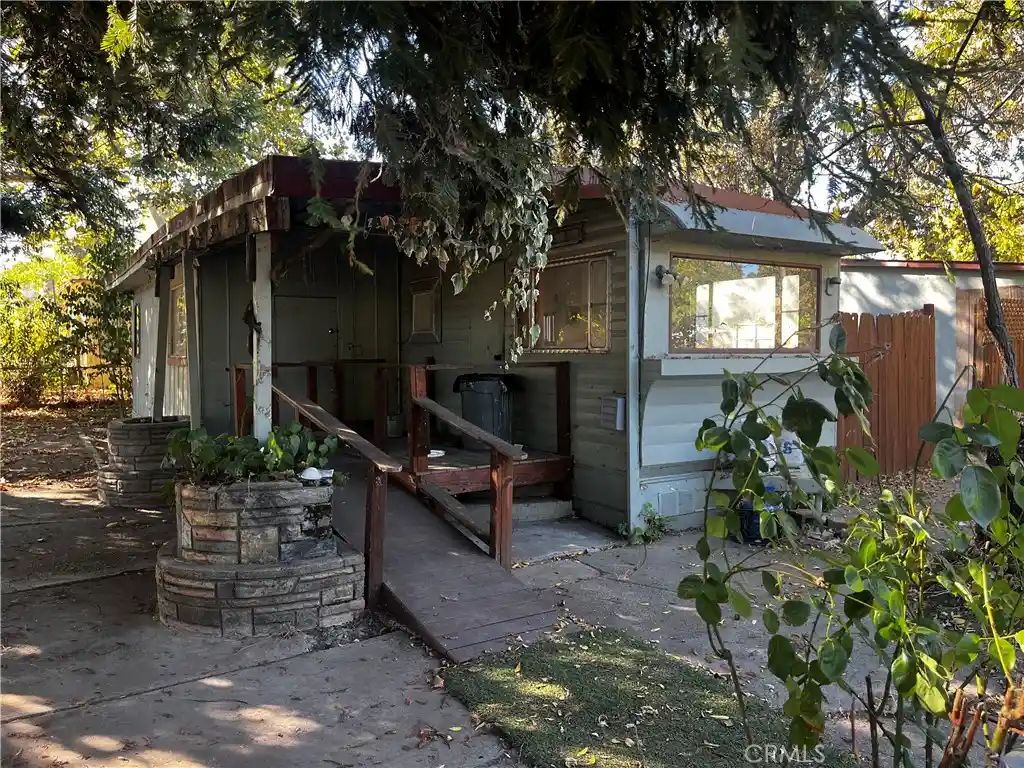 Manufactured home for sale at 970 Armstrong St, Lakeport, CA 95453 | MLS# LC26221487