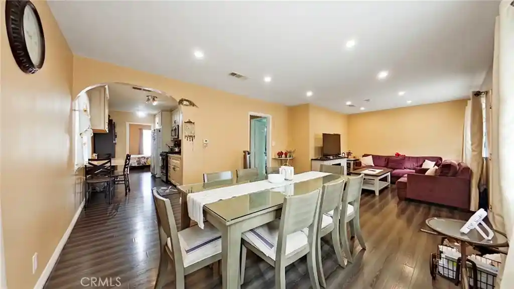 Multi family home for sale at 5633 Denny, North Hollywood, CA 91601 | MLS# GD26221642
