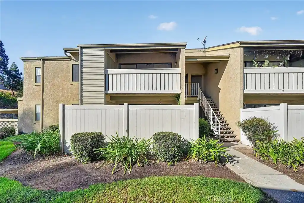 Listing Photo 1 - Condo for sale in 10 Country Mile Rd located at 10 Country Mile Rd, Pomona, CA 91766 - Unit 10 Country Mile Rd