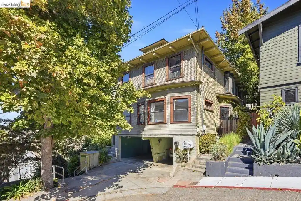 Photo 1 of Multi family home for sale at 170 Vernon Ter, Oakland, CA 94610 | MLS# 41151036 | Listing updated on 2026-10-20