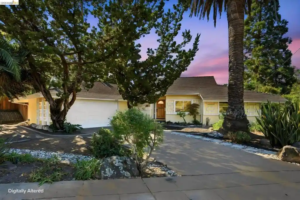Photo 1 of Sale Pending at 3218 Estates Ave, Pinole, CA 94564 | MLS# 41151047 | Listing updated on 2026-10-28
