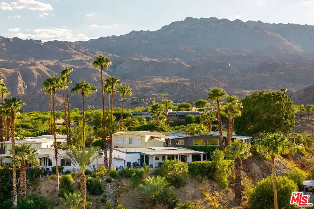 Photo 1 of Manufactured home for sale at 47 Country Clb Dr, Palm Desert, CA 92260 | MLS# 26999977 | Listing updated on 2026-10-21