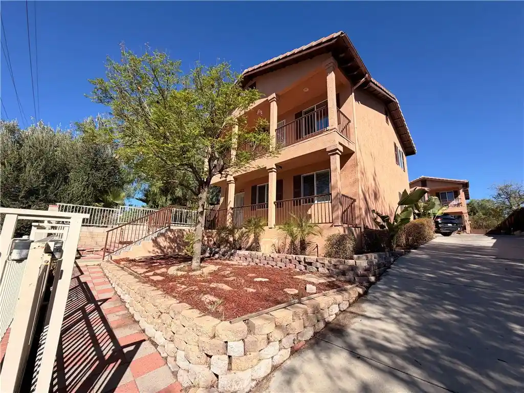 Multi family home for sale at 905 W Sumner, Lake Elsinore, CA 92530 | MLS# OC26222168