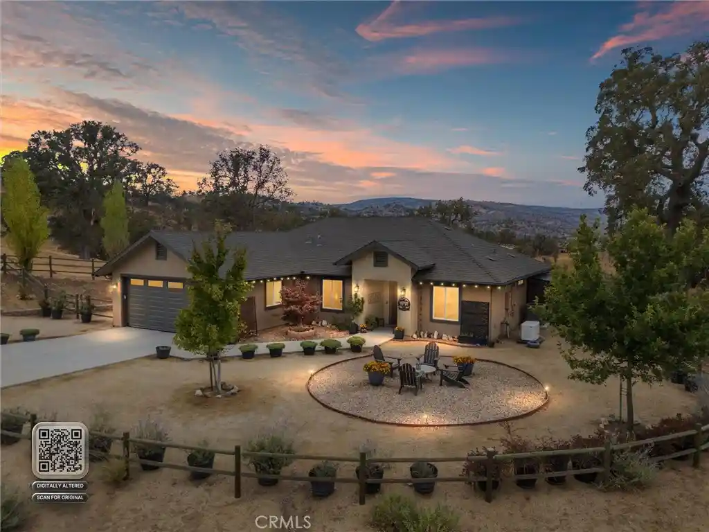 Photo 1 of Single family home for sale at 17900 Tejon, Tehachapi, CA 93561 | MLS# SR26222192 | Listing updated on 2026-10-14