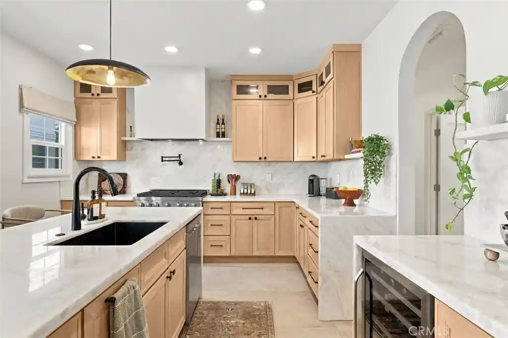Photo 1 of Multi family home for sale at 900 S Curson, Los Angeles, CA 90036 | MLS# SB26222204 | Listing updated on 2026-10-28