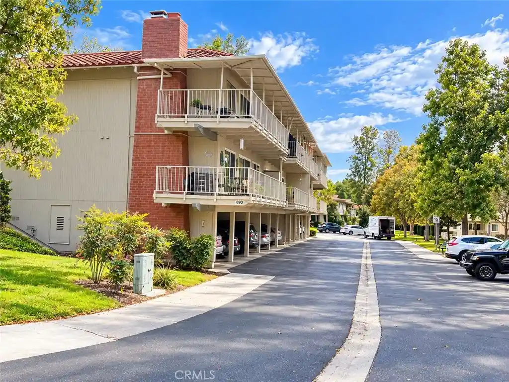 Condo for sale at 890 C Ronda Sevilla #C, Laguna Woods, CA 92637 | MLS# IG26219700