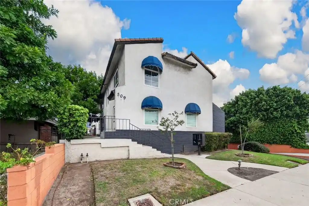 Condo for sale at 509 W Duarte #B, Monrovia, CA 91016 | MLS# AR26218720