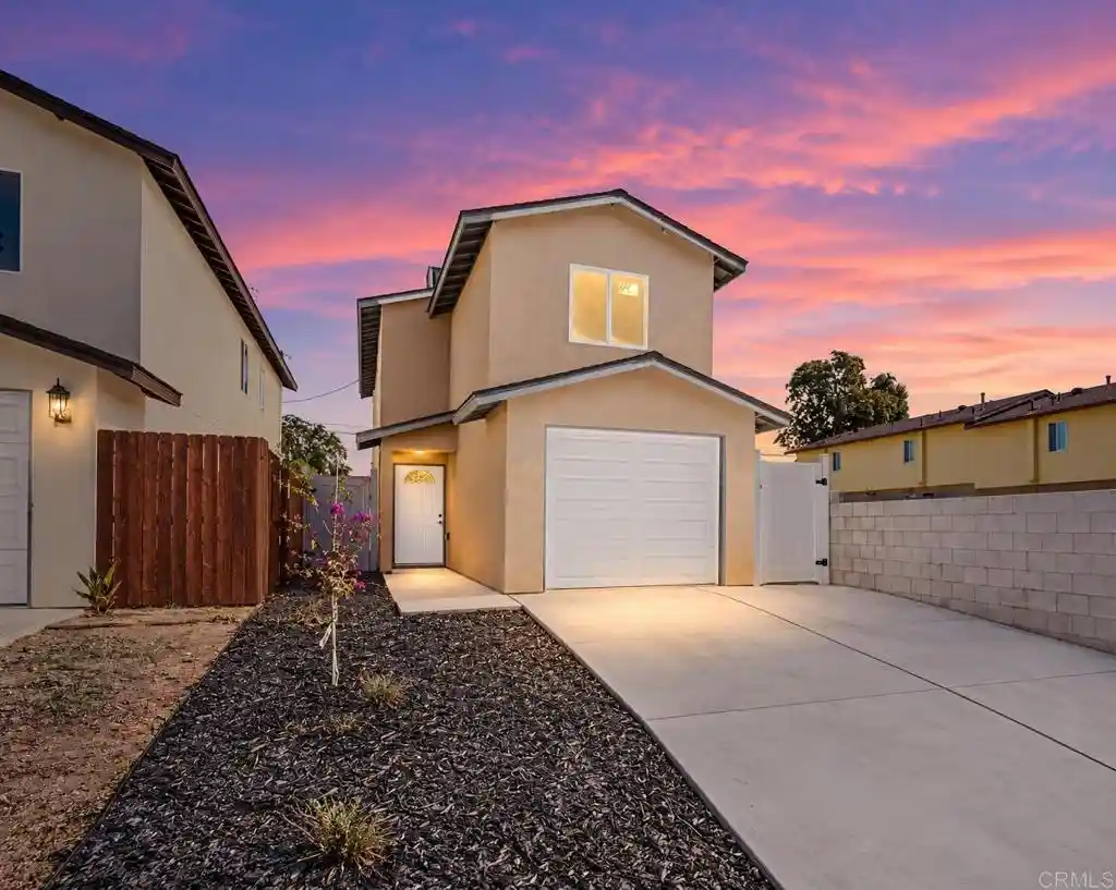 Single family home for sale at 1410 Monterey St, Bakersfield, CA 93305 | MLS# PTP2607704