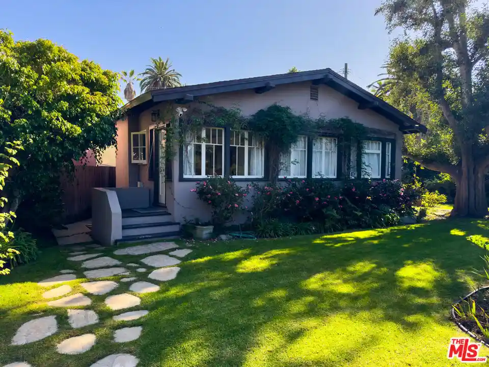 Photo 1 of Single family home for sale at 308 Windward Ave, Venice, CA 90291 | MLS# 26864961 | Listing updated on 2026-10-21