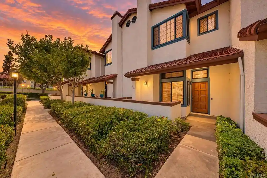 Townhouse for sale at 3514 Mission Mesa Way, San Diego, CA 92120 | MLS# PTP2607705