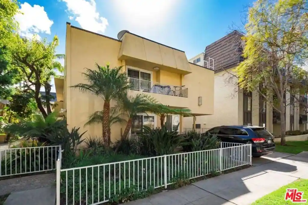 Multi family home for sale at 11652 Kiowa Ave, Los Angeles, CA 90049 | MLS# 26101932